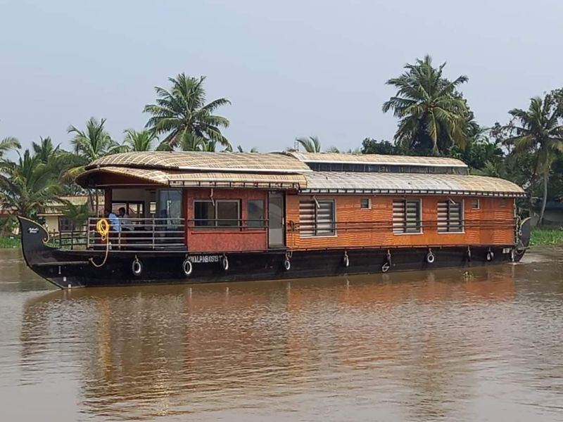 Houseboat cover