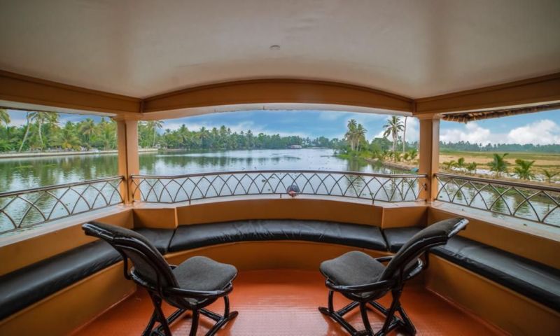 Houseboat image