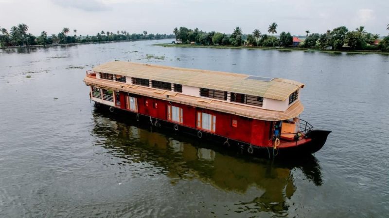 Houseboat cover