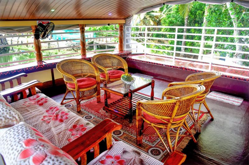 Houseboat image