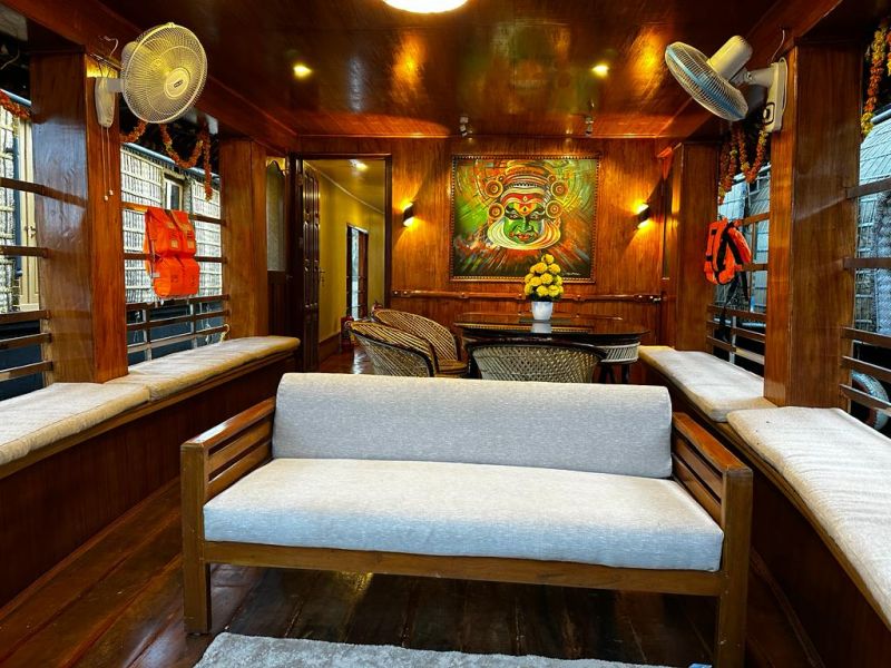 Houseboat image