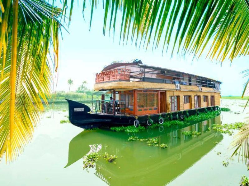 Houseboat cover